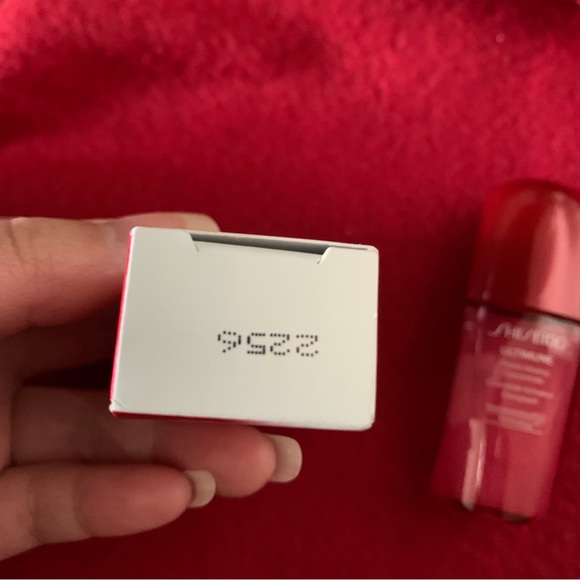 Shiseido Ultimune Power Infusing Concentrate travel size - Picture 9 of 9